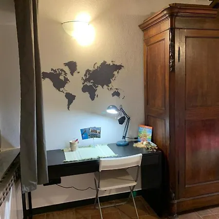 Le Parole Del Gatto Apartment Genoa